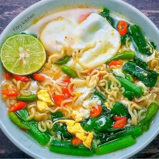 Mie Rebus